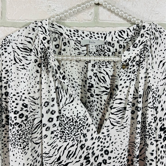 Joie Shauna Animal Print Long Sleeve Blouse in Porcelain Size M - Picture 9 of 10
